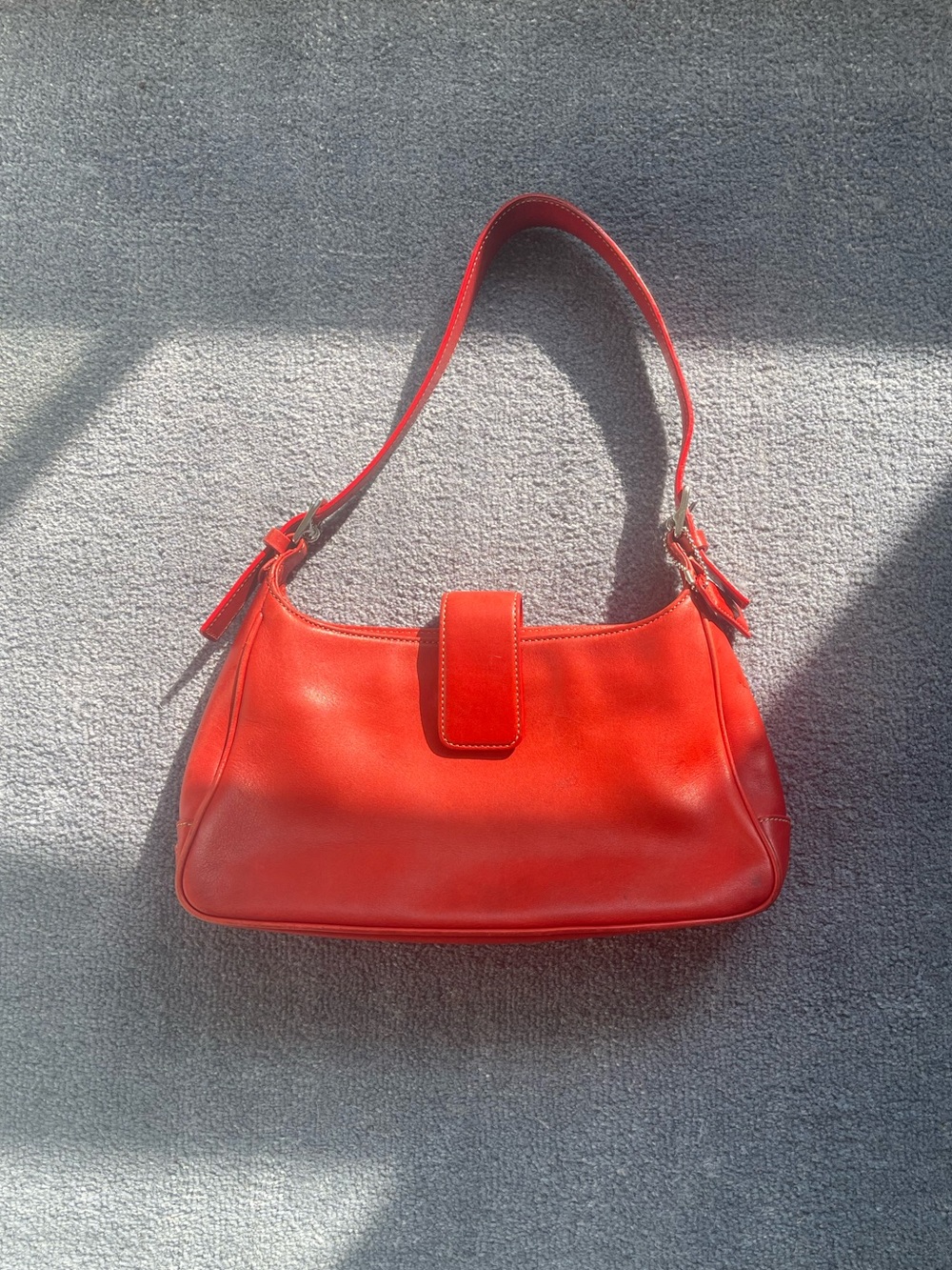 Vintage Coach Hamptons Hobo Shoulder Bag 90s in Red AS IS
